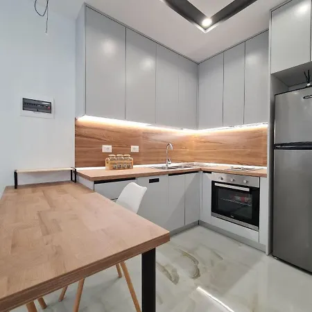 Alvi Apartament Golem (Tirana)